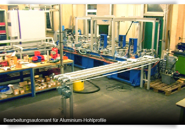 Bearbeitungsautomat für Aluminium-Hohlprofile